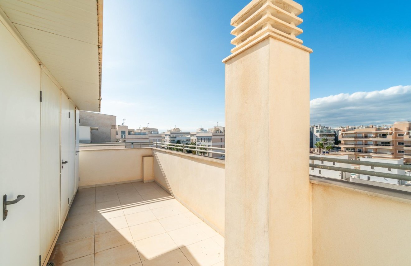 Resale - Apartamento - Orihuela Costa - Los Dolses