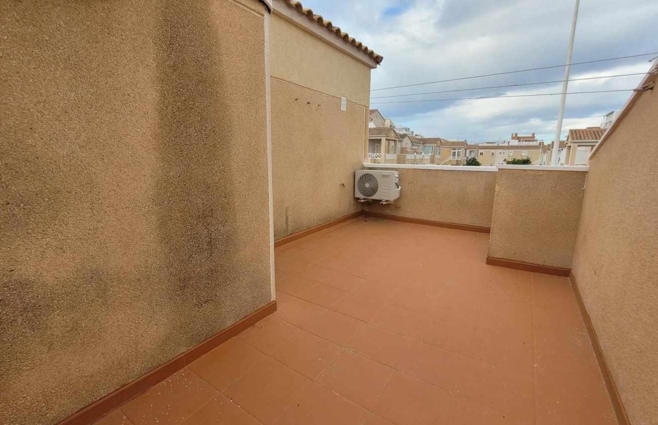 Resale - Townhouse - Torrevieja - Parque de las Naciones