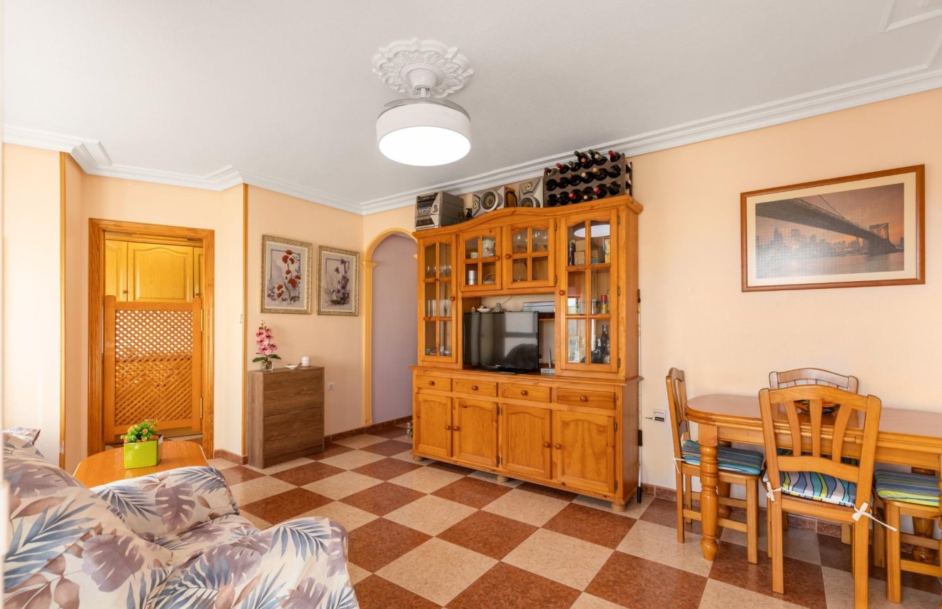 Resale - Apartamento - Torrevieja - La Mata