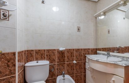 Resale - Apartamento - Torrevieja - La Mata