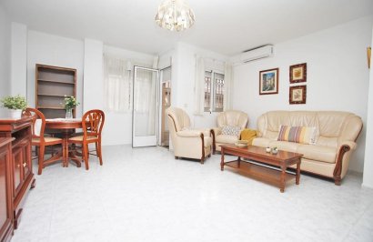 Resale - Apartamento - Torrevieja - Playa del Cura