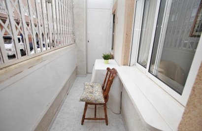 Resale - Apartamento - Torrevieja - Playa del Cura