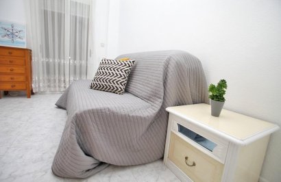 Resale - Apartamento - Torrevieja - Playa del Cura