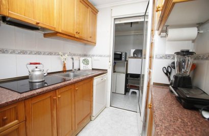 Resale - Apartamento - Torrevieja - Playa del Cura