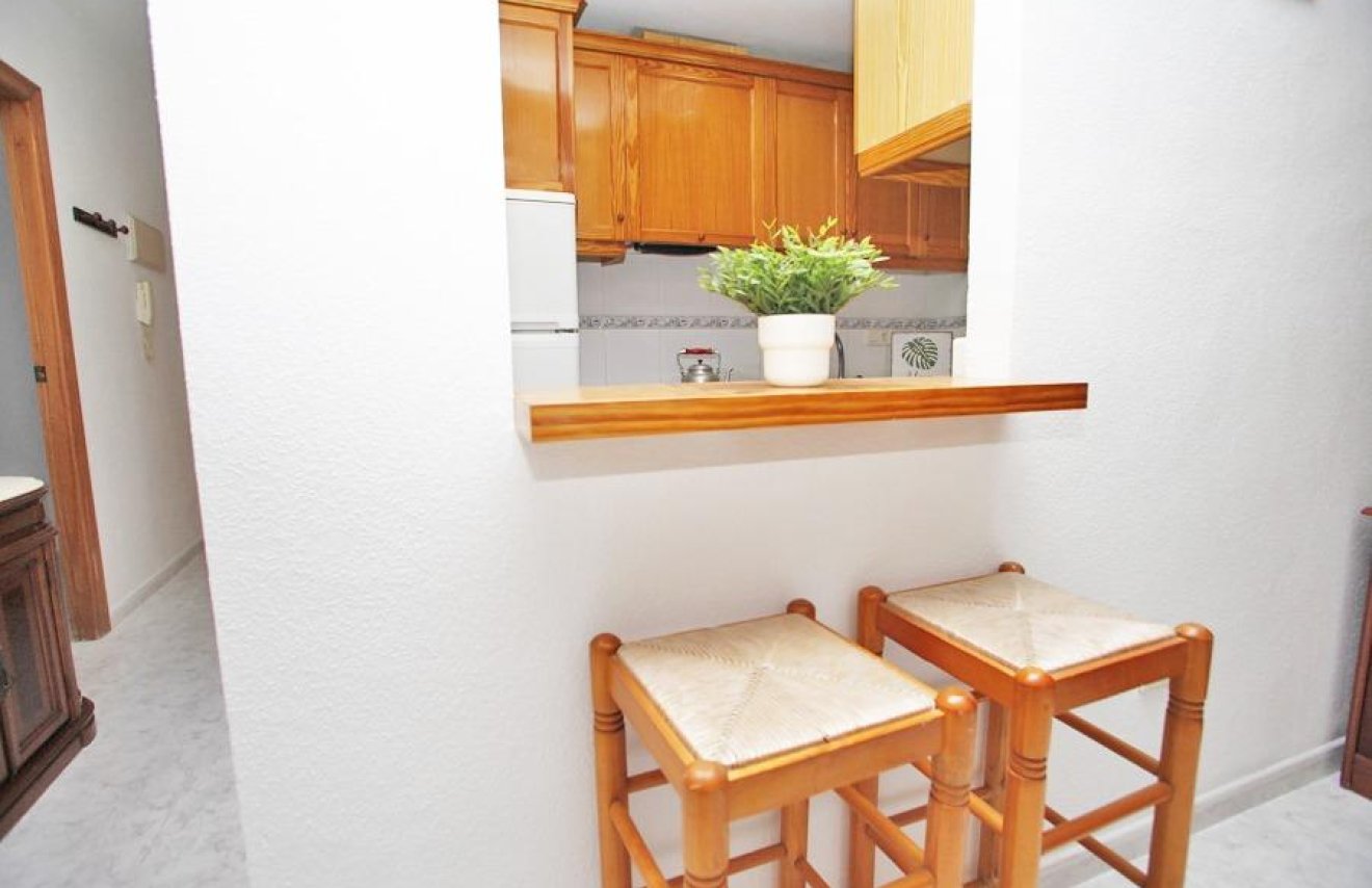 Resale - Apartamento - Torrevieja - Playa del Cura