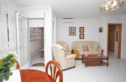 Resale - Apartamento - Torrevieja - Playa del Cura