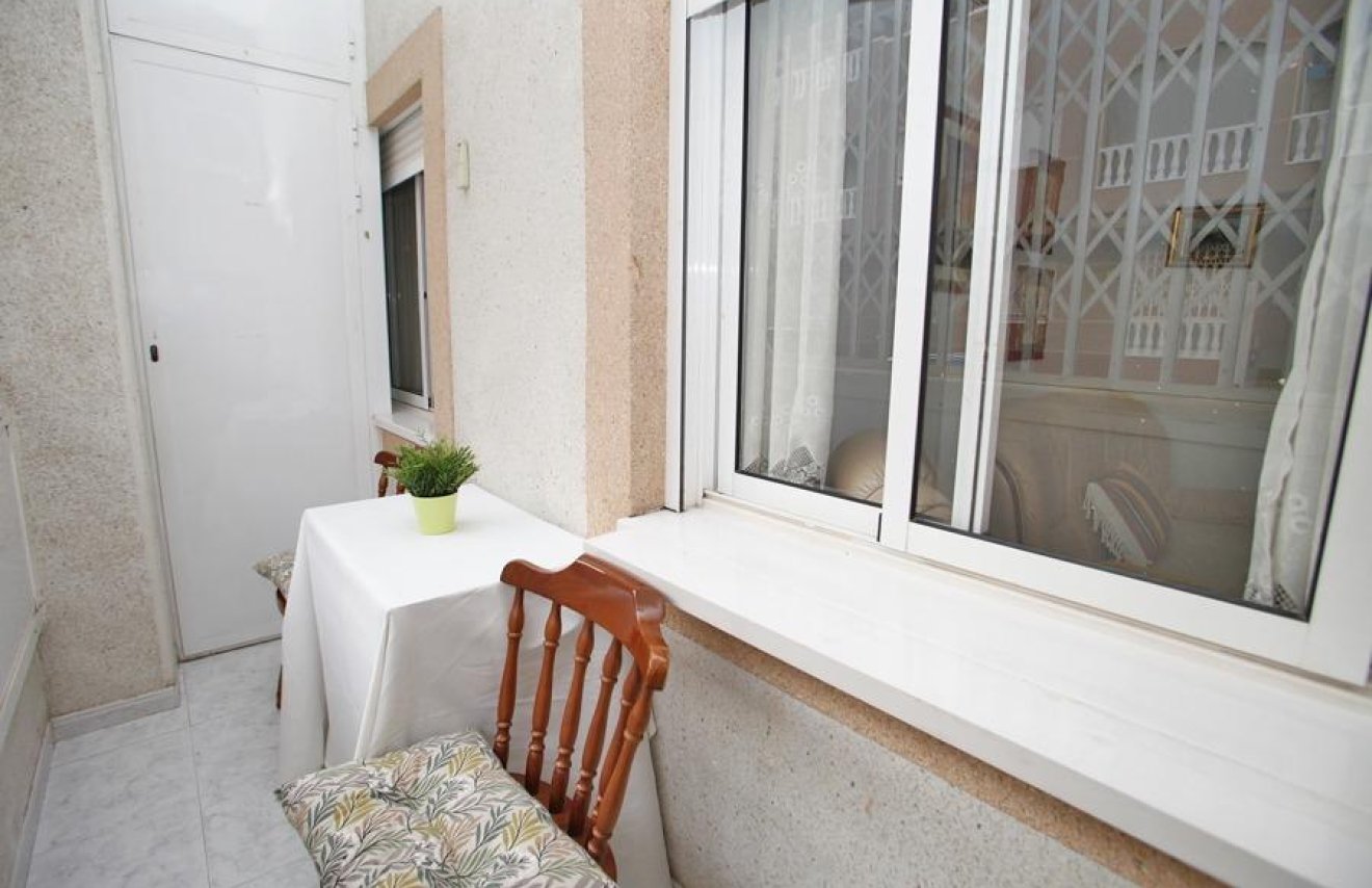 Resale - Apartamento - Torrevieja - Playa del Cura