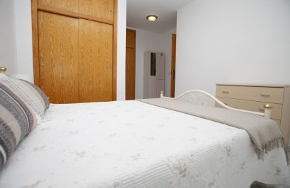 Resale - Apartamento - Torrevieja - Playa del Cura