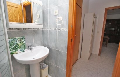 Resale - Apartamento - Torrevieja - Playa del Cura