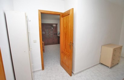 Resale - Apartamento - Torrevieja - Playa del Cura