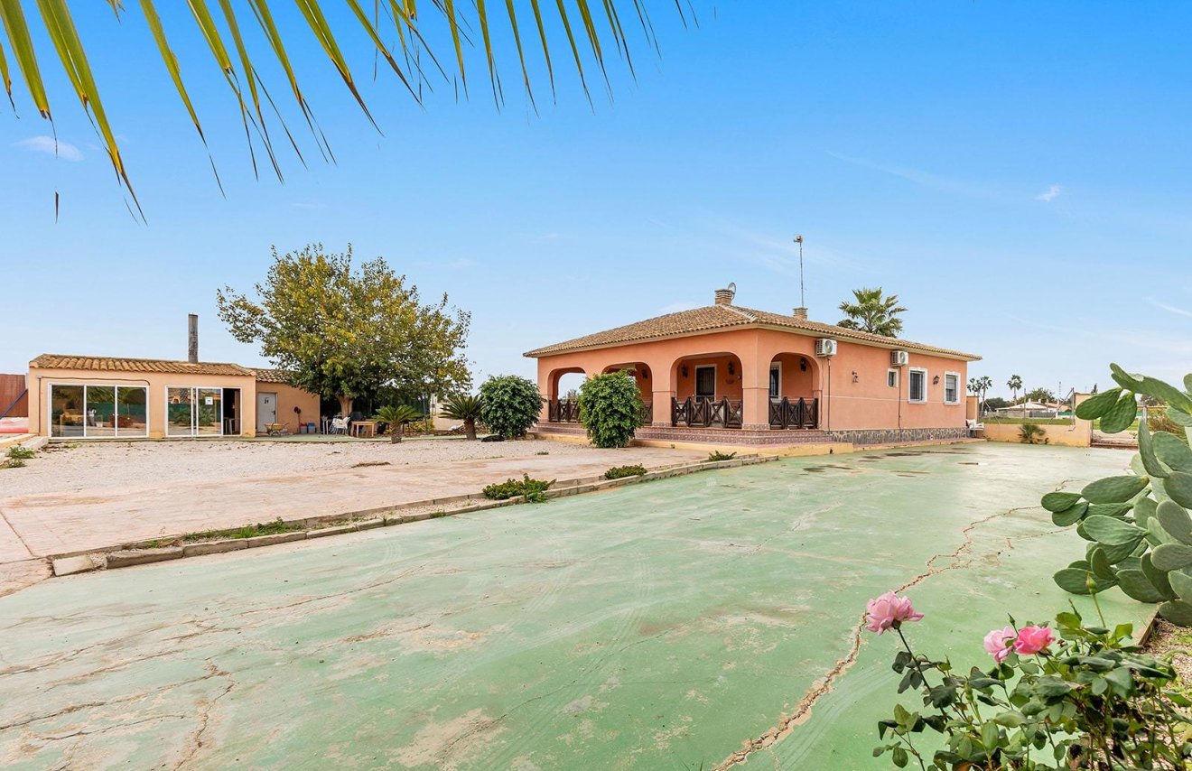 Resale - Villa - Dolores - Vereda del pozo