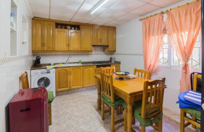 Resale - Casa - Orihuela - Zona Centro