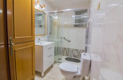 Resale - Casa - Orihuela - Zona Centro