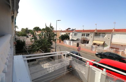 Resale - Townhouse - Torrevieja - Playa de los Naufragos