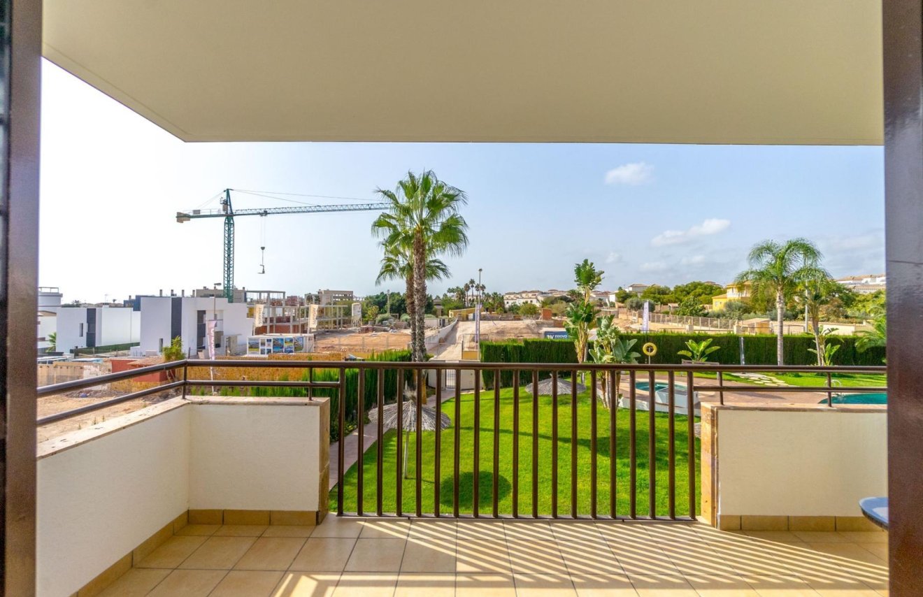 Resale - Apartamento - Orihuela Costa - Punta Prima