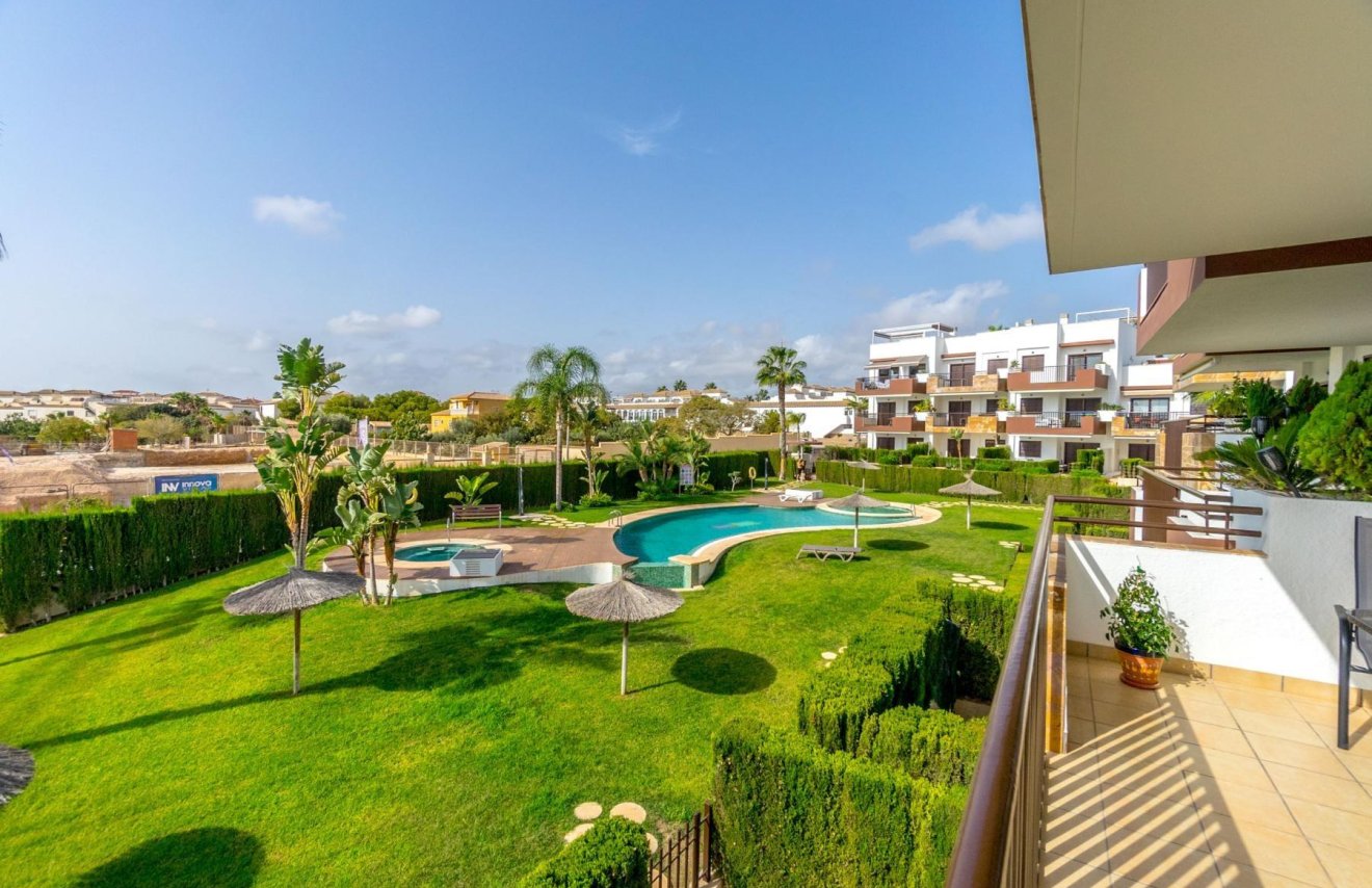 Resale - Apartamento - Orihuela Costa - Punta Prima