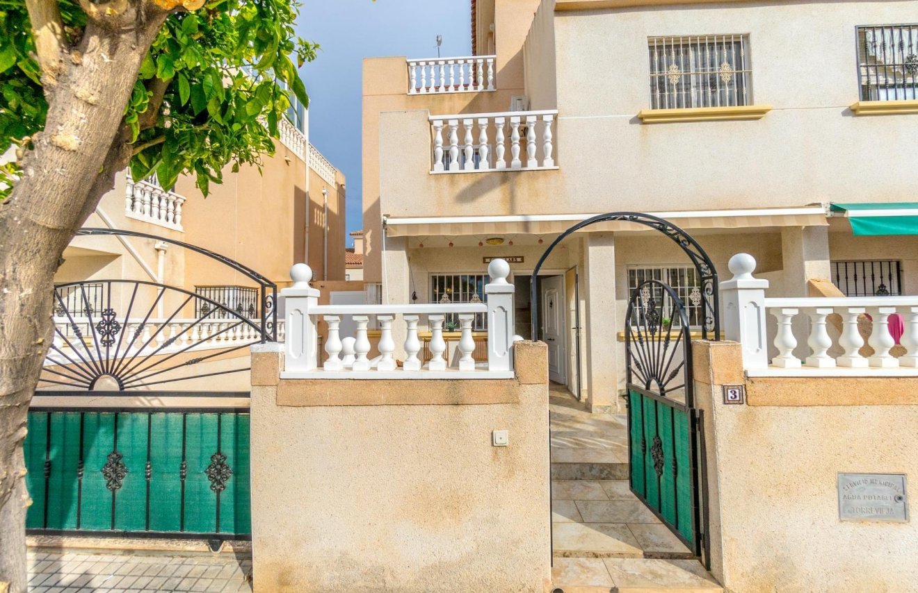 Resale - Townhouse - Torrevieja - Torretas