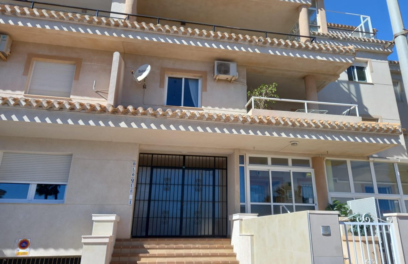 Reventa - Apartamento - Orihuela Costa - Playa Flamenca