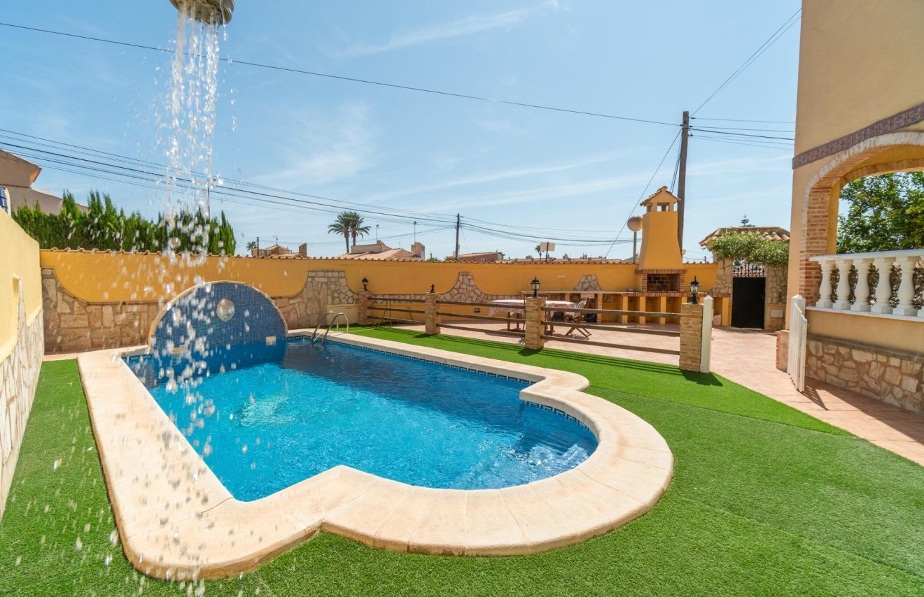 Reventa - Chalet - Orihuela Costa - La Florida