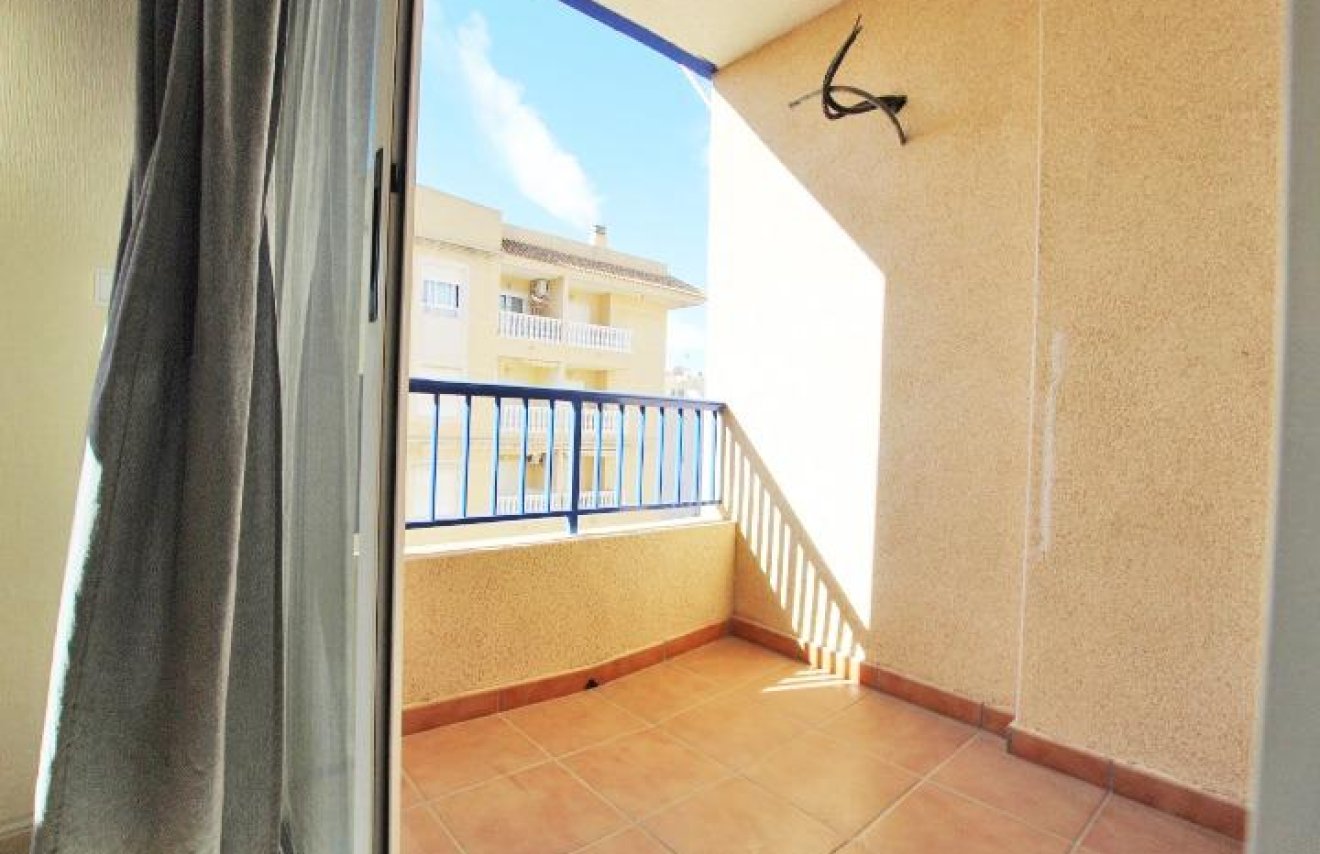 Resale - Apartamento - Guardamar del Segura - CENTRO