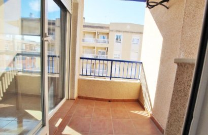 Resale - Apartamento - Guardamar del Segura - CENTRO