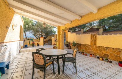 Resale - Chalet - Orihuela Costa - Villamartín