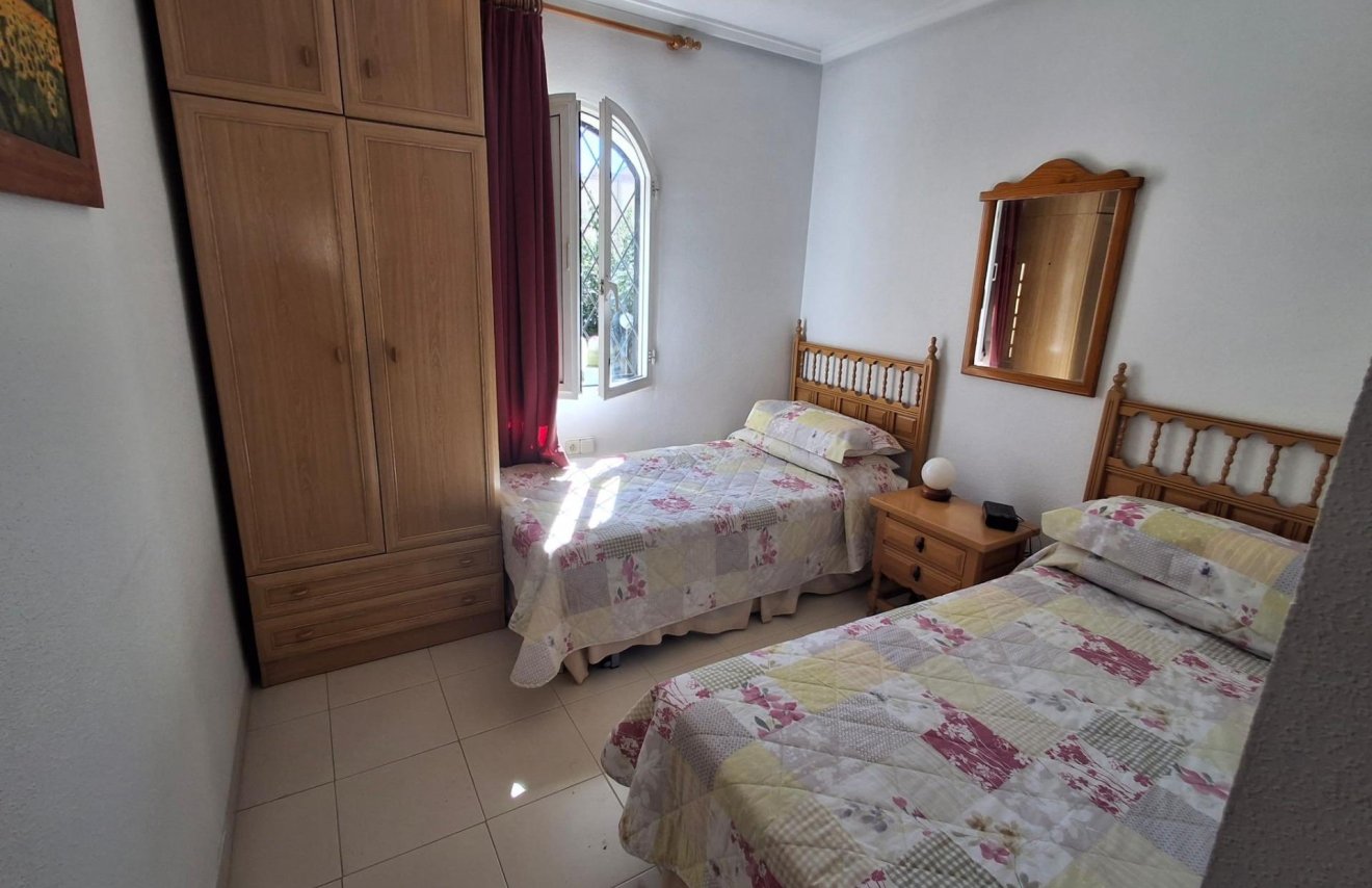 Reventa - Bungalow Planta Alta - Torrevieja - Doña ines