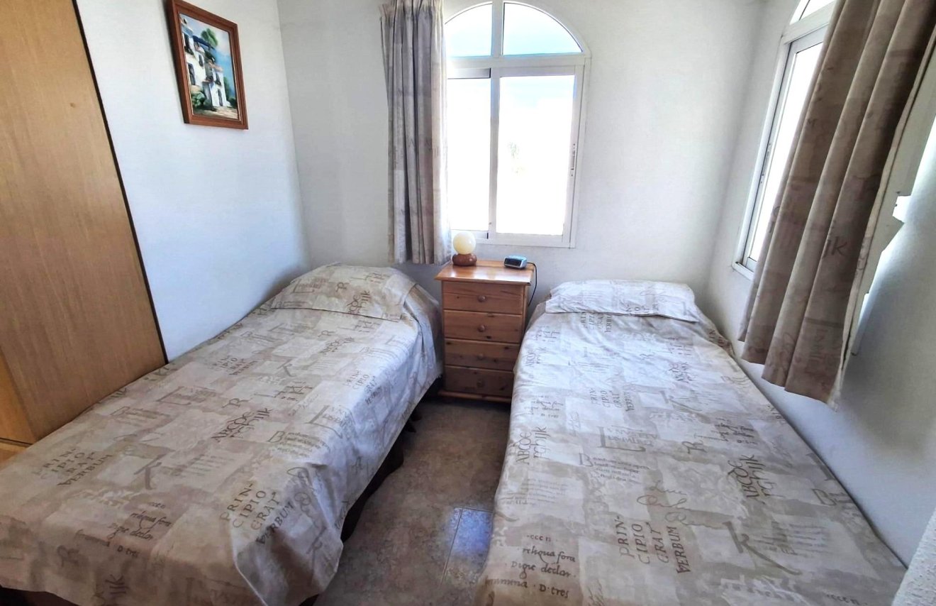 Reventa - Bungalow Planta Alta - Torrevieja - Doña ines