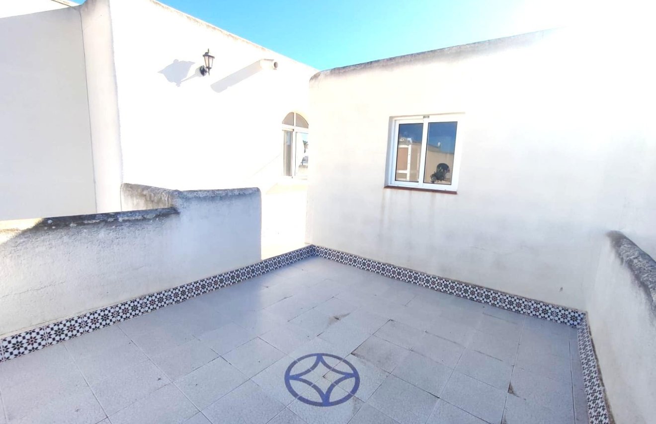 Reventa - Bungalow Planta Alta - Torrevieja - Doña ines