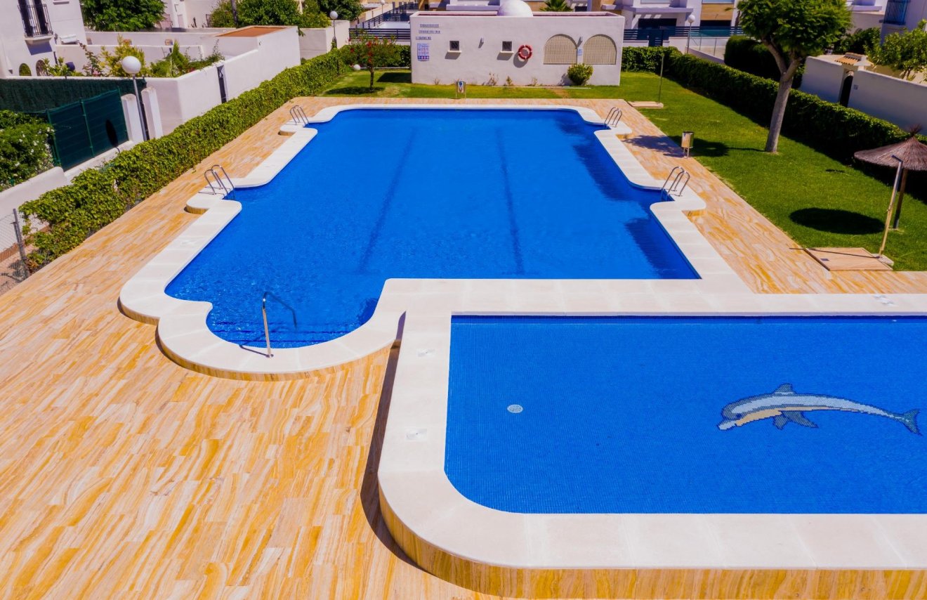 Reventa - Bungalow Planta Alta - Torrevieja - Doña ines