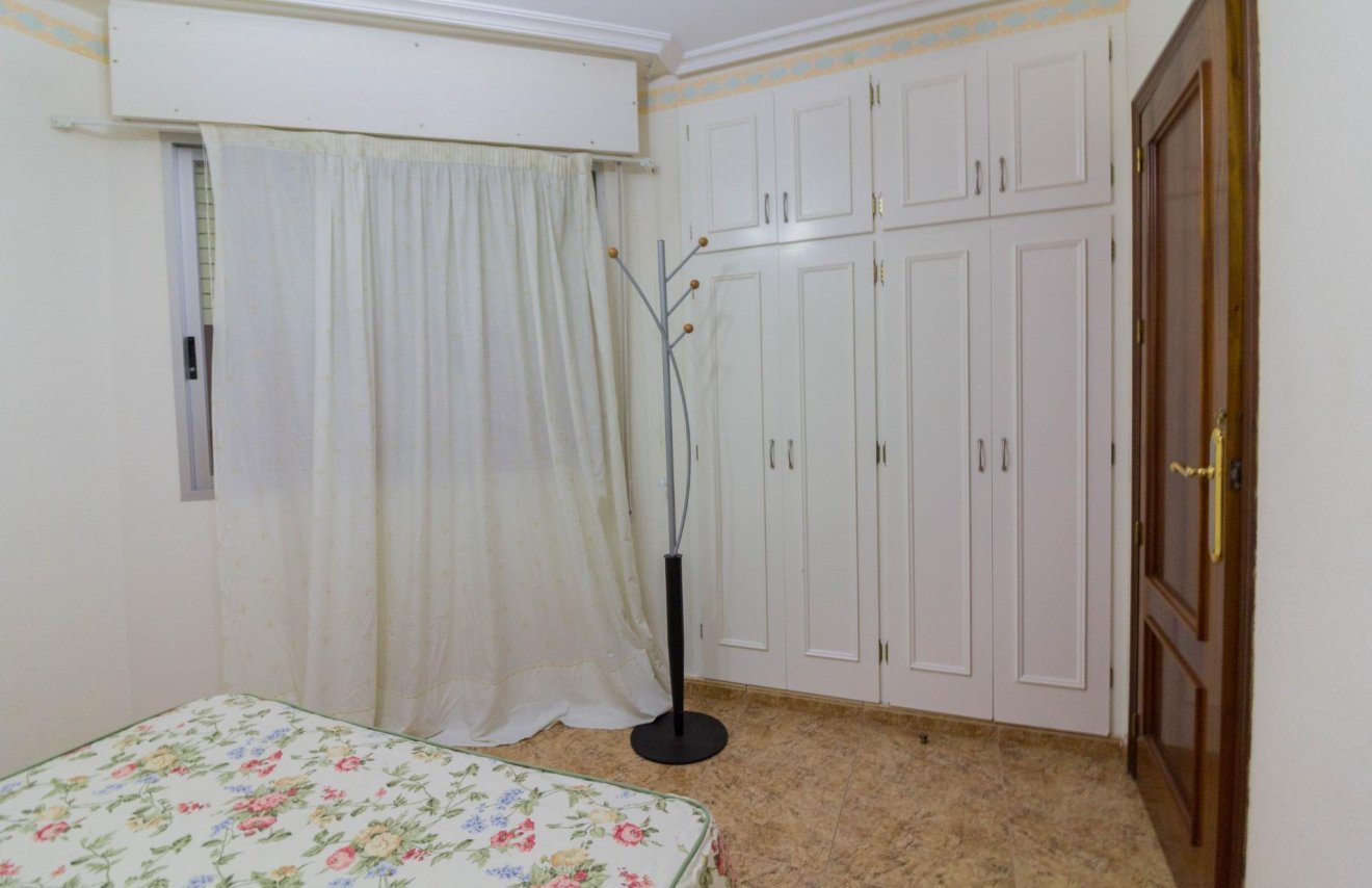 Alquiler a largo plazo - Apartamento - Torrevieja - Habaneras