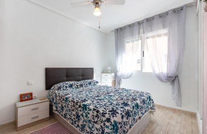 Resale - Apartamento - Torrevieja - Centro