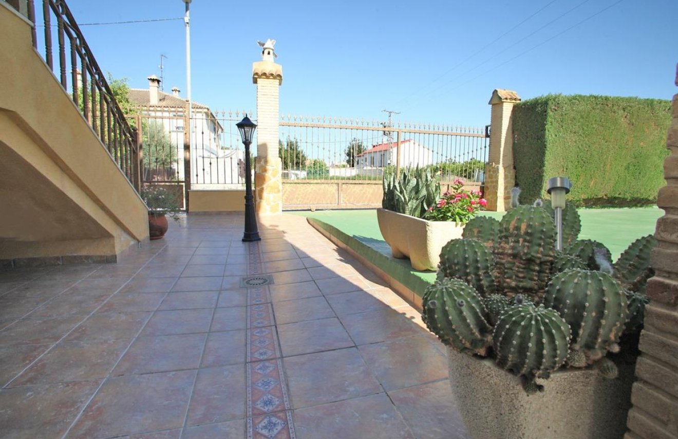 Resale - Chalet - EL RAAL - El secano