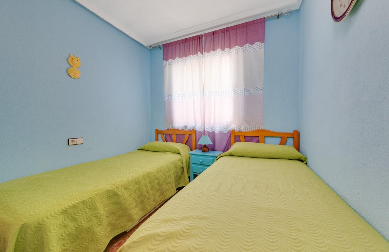 Resale - Apartamento - Torrevieja - Centro