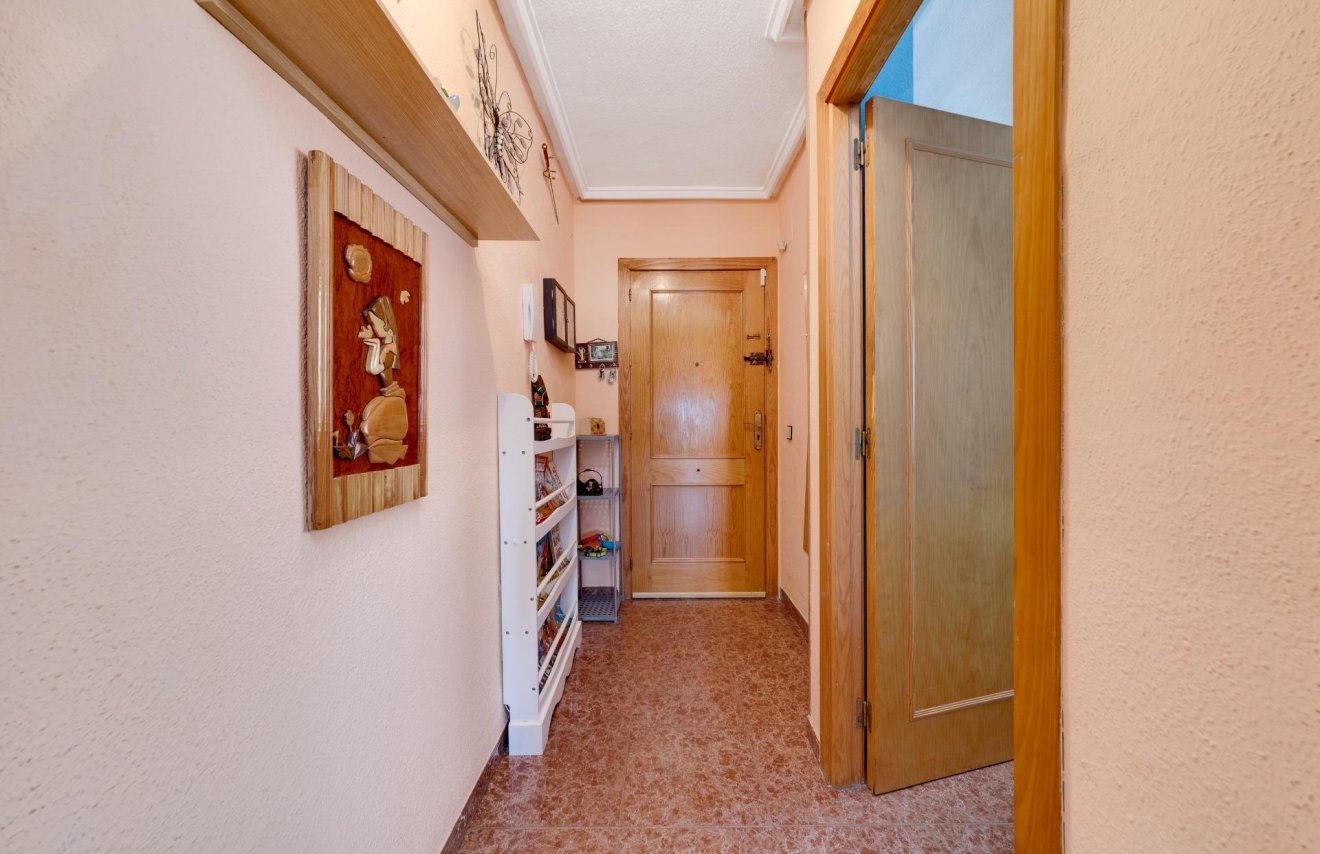 Resale - Apartamento - Torrevieja - Centro