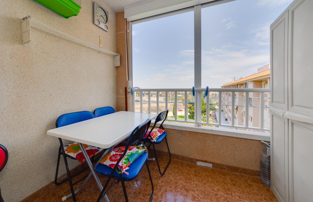 Resale - Apartamento - Torrevieja - Centro