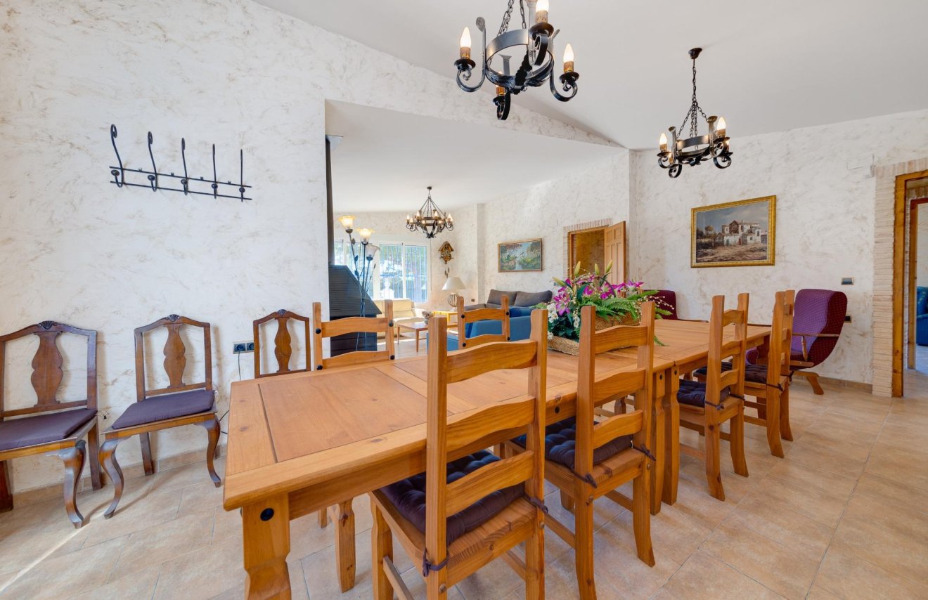 Reventa - Chalet - Orihuela - Correntías Bajas