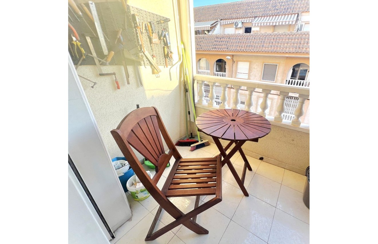 Resale - Apartamento - Torrevieja - Playa del Cura