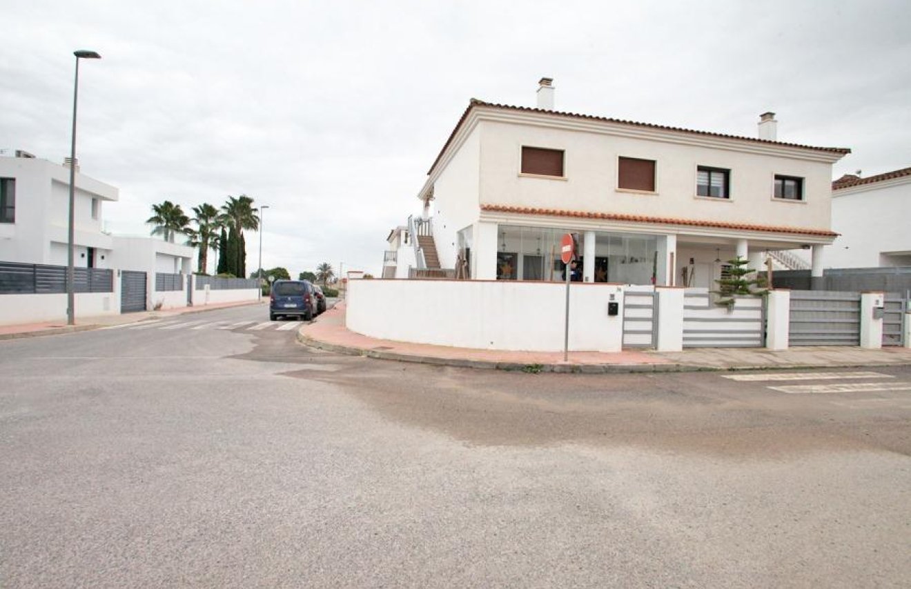 Reventa - Bungalow - Daya Nueva - Comunidad valenciana