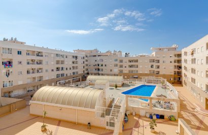 Resale - Apartamento - Torrevieja - Playa de los Locos