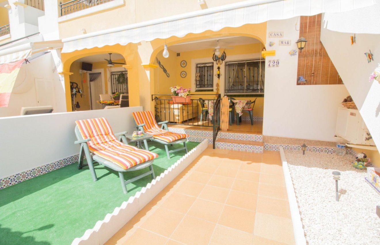 Alquiler a largo plazo - Bungalow Planta Baja - Torrevieja - Los balcones