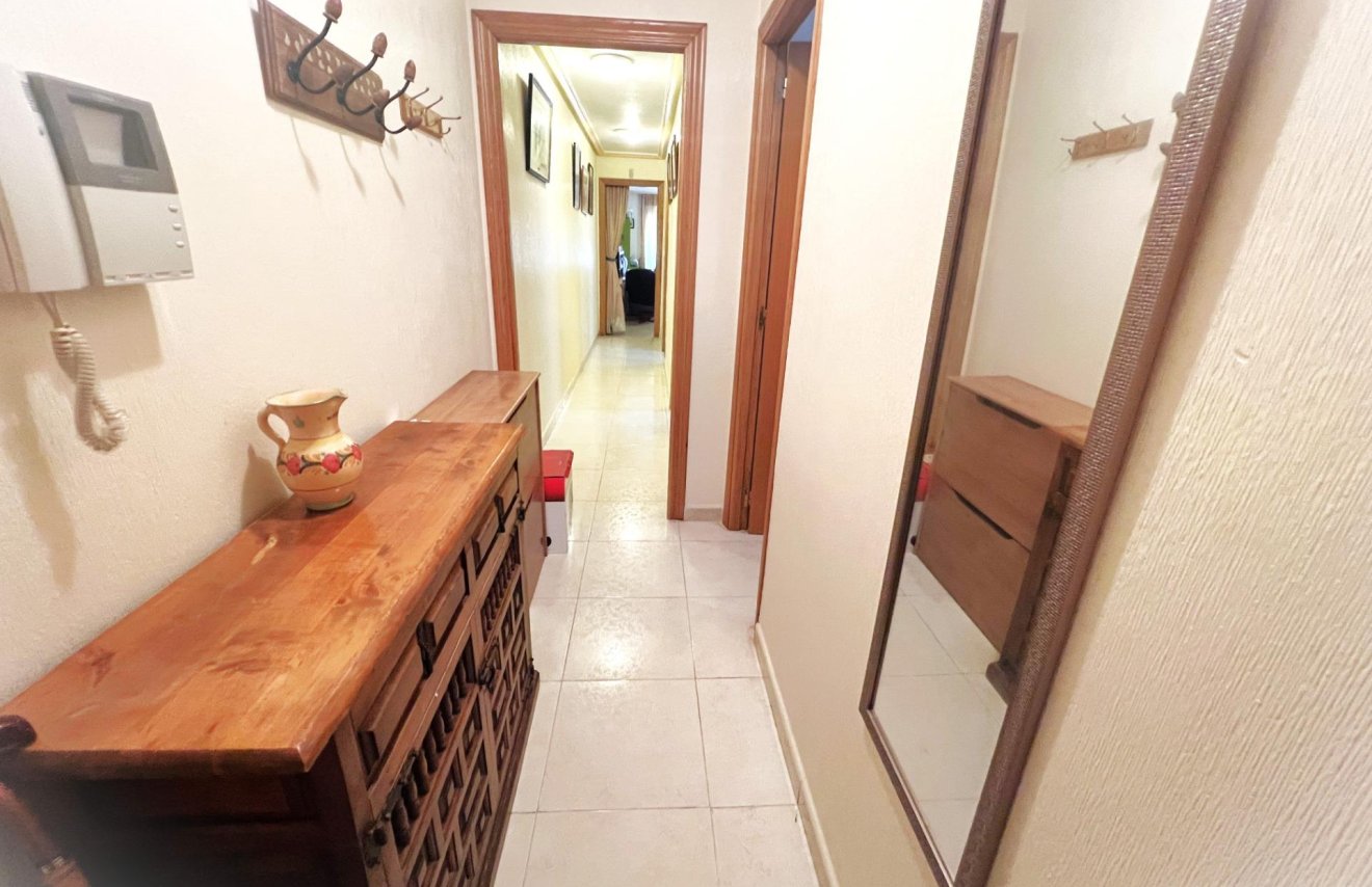 Reventa - Apartamento - Torrevieja - Playa del Cura