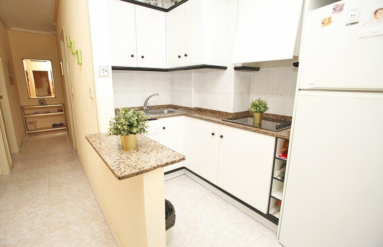 Reventa - Apartamento - Torrevieja - Playa del Cura