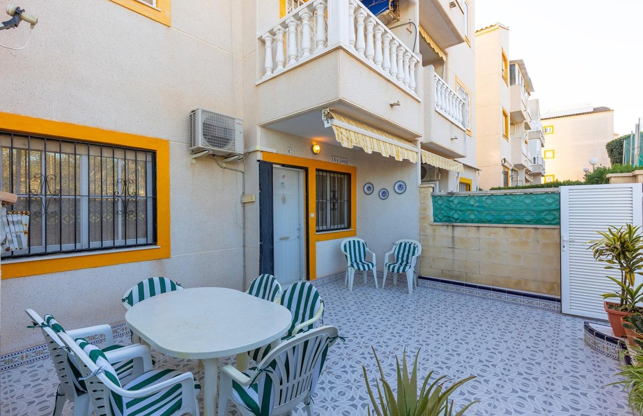 Resale - Bungalow Planta Baja - Torrevieja - Torreblanca