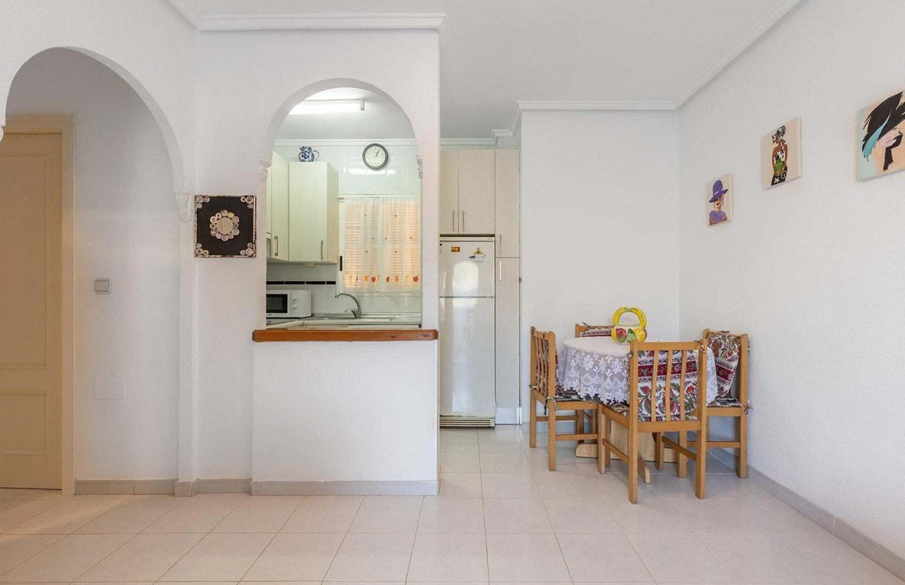 Resale - Bungalow Planta Baja - Torrevieja - Torreblanca