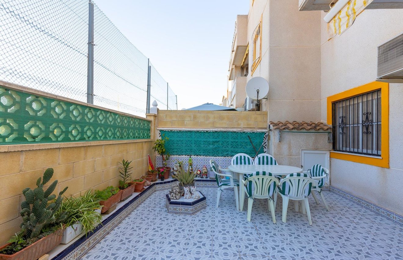 Resale - Bungalow Planta Baja - Torrevieja - Torreblanca