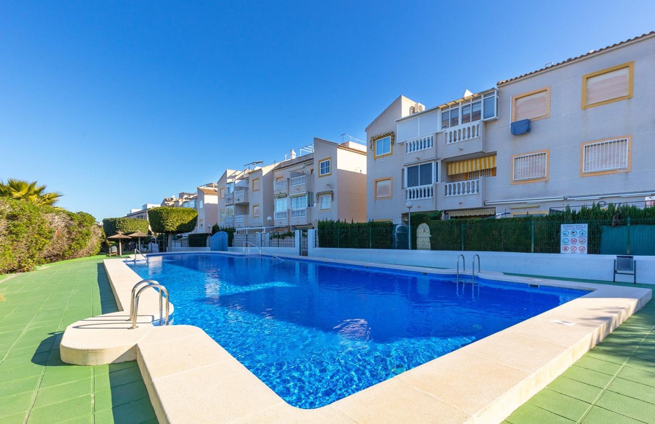 Resale - Bungalow Planta Baja - Torrevieja - Torreblanca