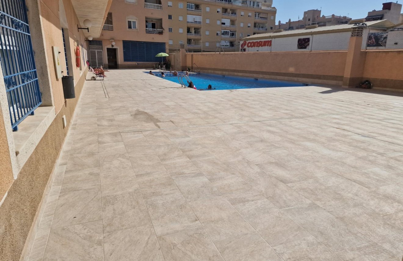 Reventa - Apartamento - Torrevieja - Centro