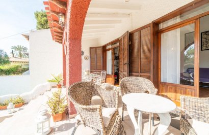 Resale - Chalet - Orihuela Costa - Punta Prima