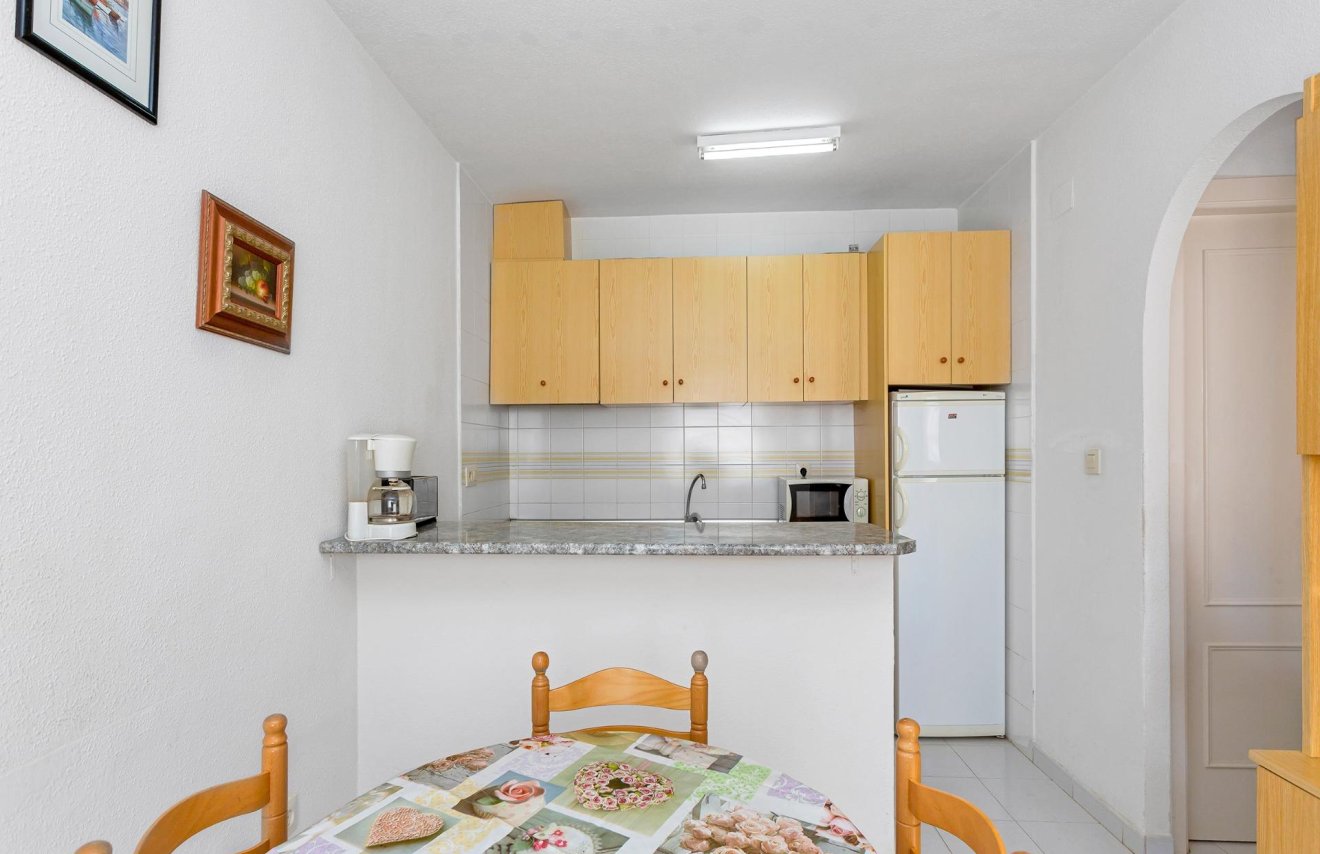 Resale - Bungalow Planta Baja - Torrevieja - Lago jardin